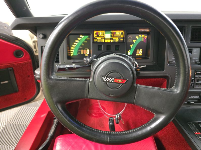 1986 Chevrolet Corvette Indy 500 Pace Car Edition