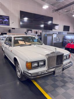 ROLLS-ROYCE SILVER SPIRIT