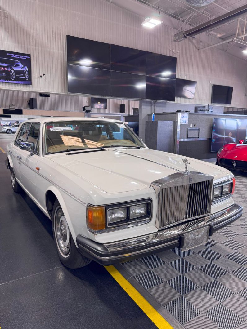 ROLLS-ROYCE SILVER SPIRIT