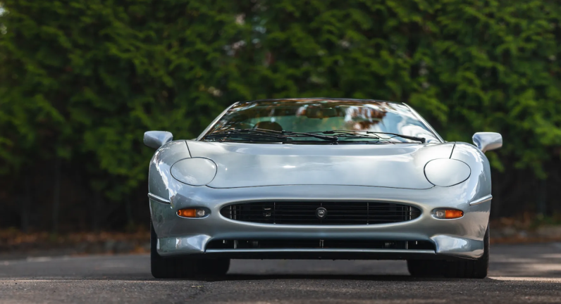 1993 Jaguar XJ220