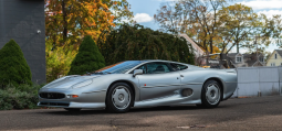 1993 Jaguar XJ220