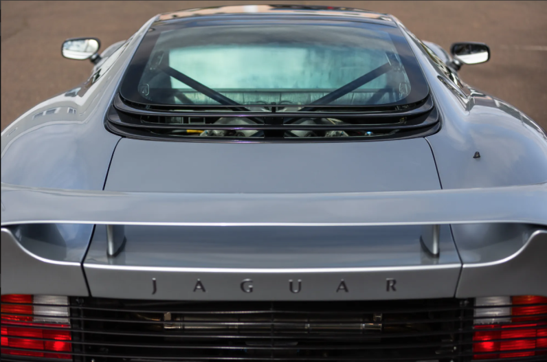 1993 Jaguar XJ220