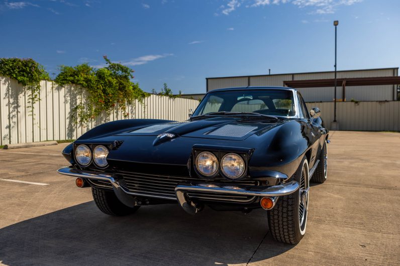 1963 Chevrolet Corvette Stingray