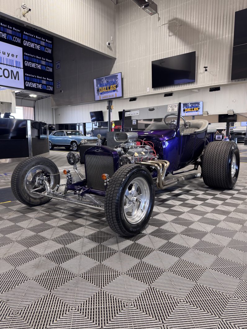2000 Ford T-Bucket Hot Rod