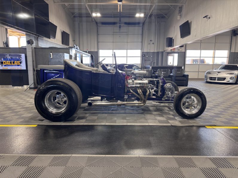2000 Ford T-Bucket Hot Rod