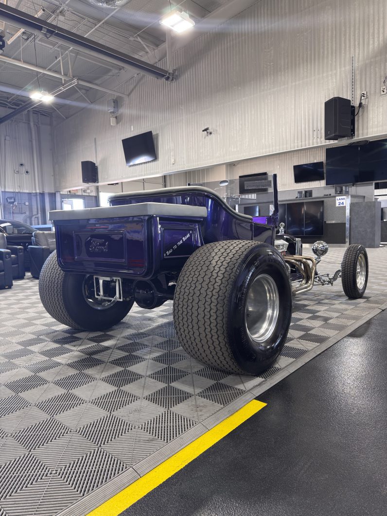 2000 Ford T-Bucket Hot Rod