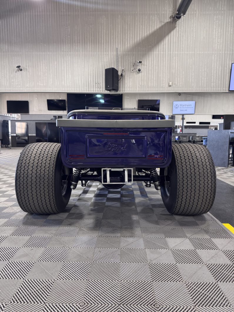 2000 Ford T-Bucket Hot Rod