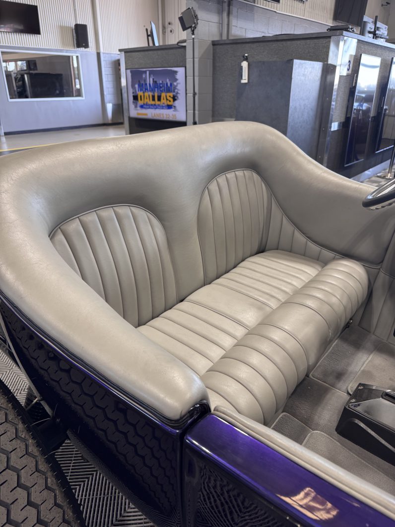 2000 Ford T-Bucket Hot Rod