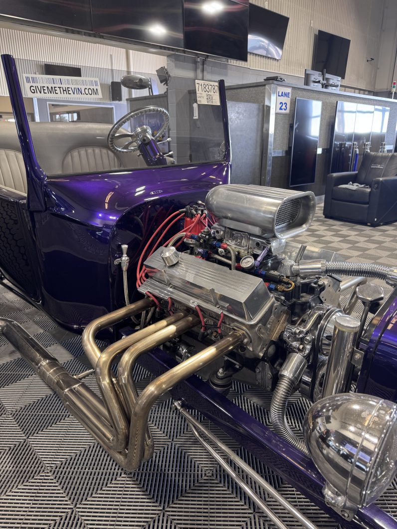 2000 Ford T-Bucket Hot Rod